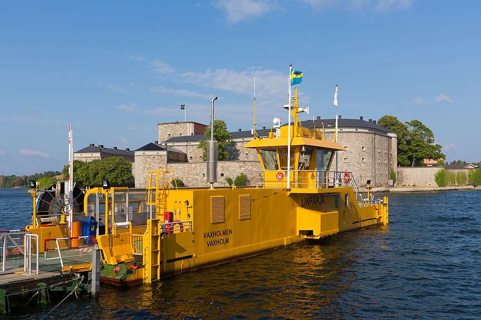 The cable ferry and Vaxholm Fortress